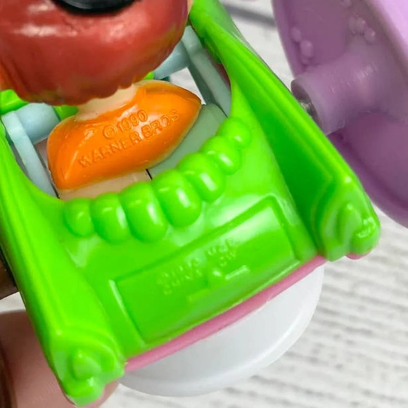 Vintage 1990 Warner Bros. Kids Meal Tiny Toons Two Sided Soap Box Derby Toy - Picture 8 of 9